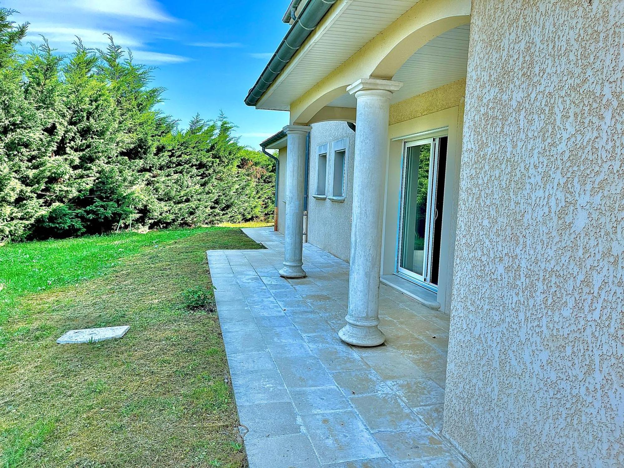 Privatunterkunft In House Villefontaine
