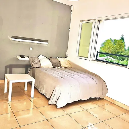 Room In House Villefontaine Exterior foto
